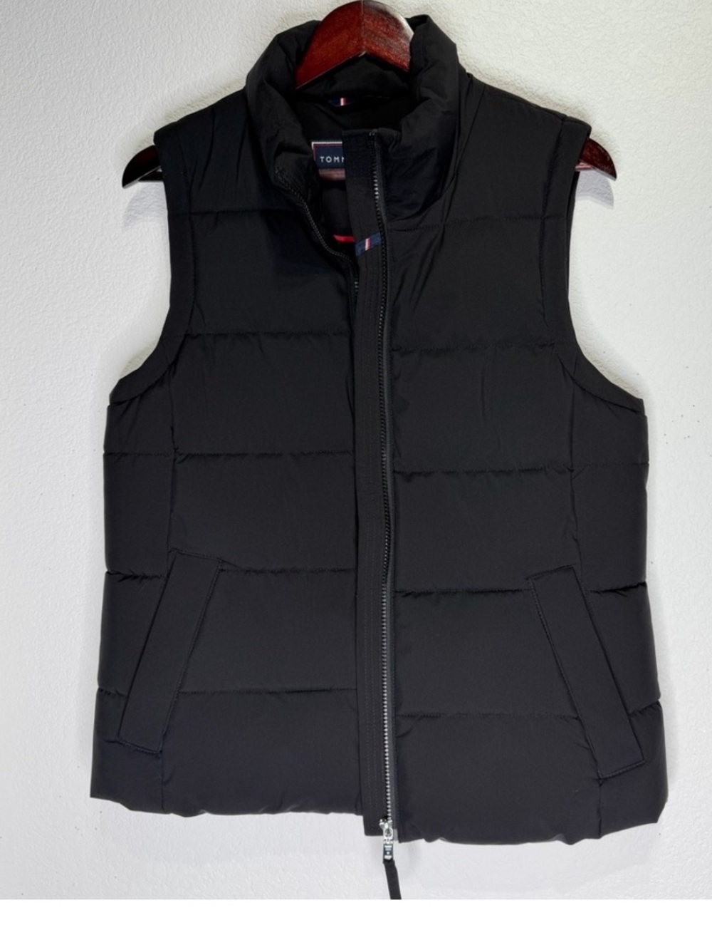 Tommy Hilfiger Men’s Black Quilted Puffer Vest with Stand Collar
